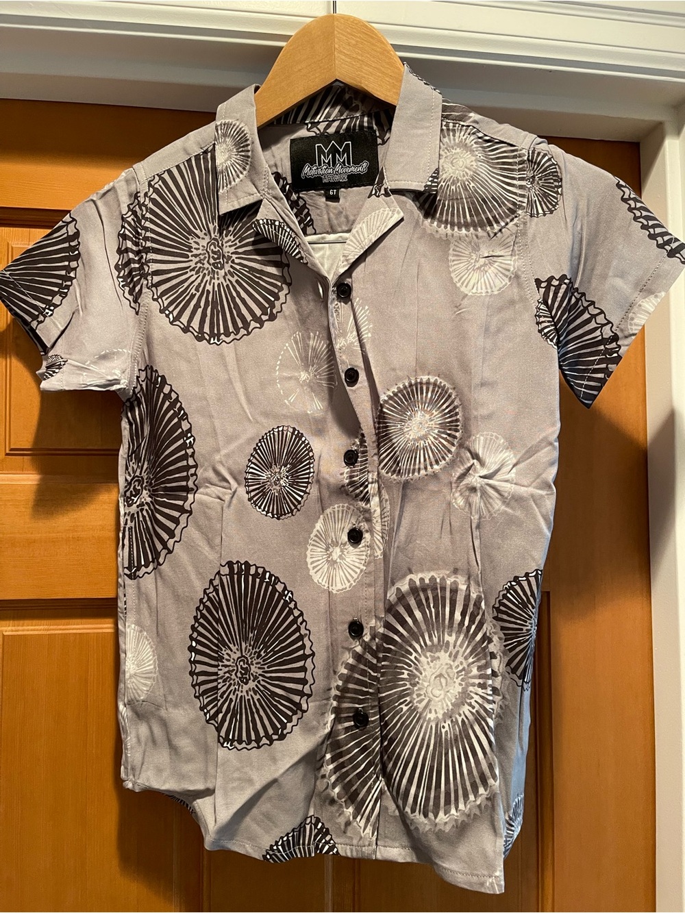 JM Collection Boy’s Short-Sleeve Grey Patterned Button-Up Shirt